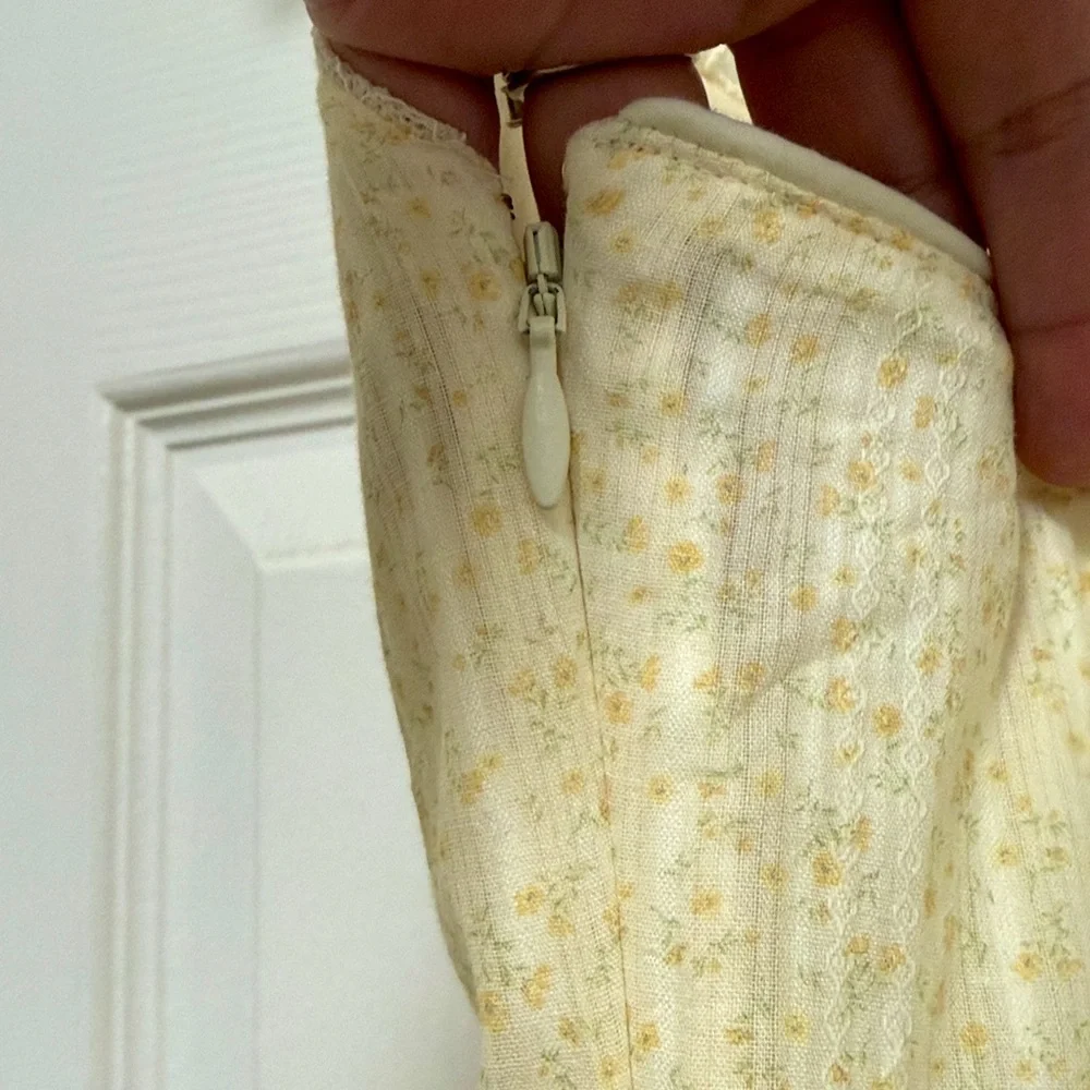 NWT LOUNGE Corset Back Mini Dress in Lemon Floral - Picture 10 of 12